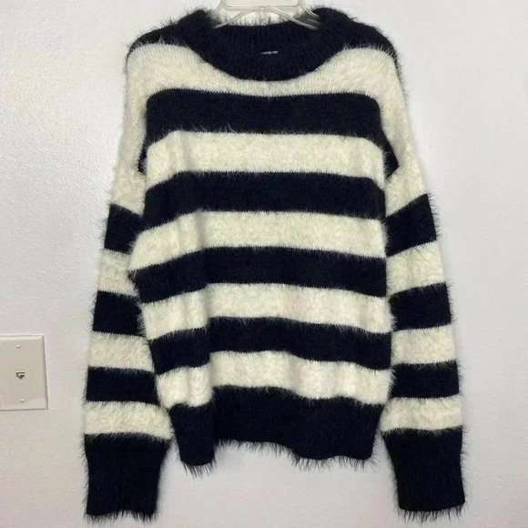 A New Day Fuzzy Striped Crewneck Sweater - Picture 3 of 5